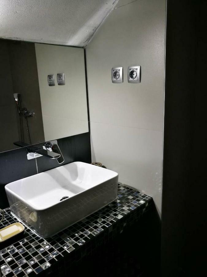 Apartment Cres Studio Till Apartment