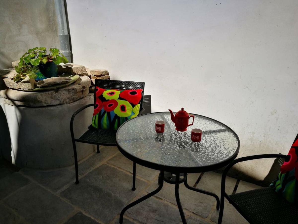 Cres Studio Till Apartment Apartment Cres