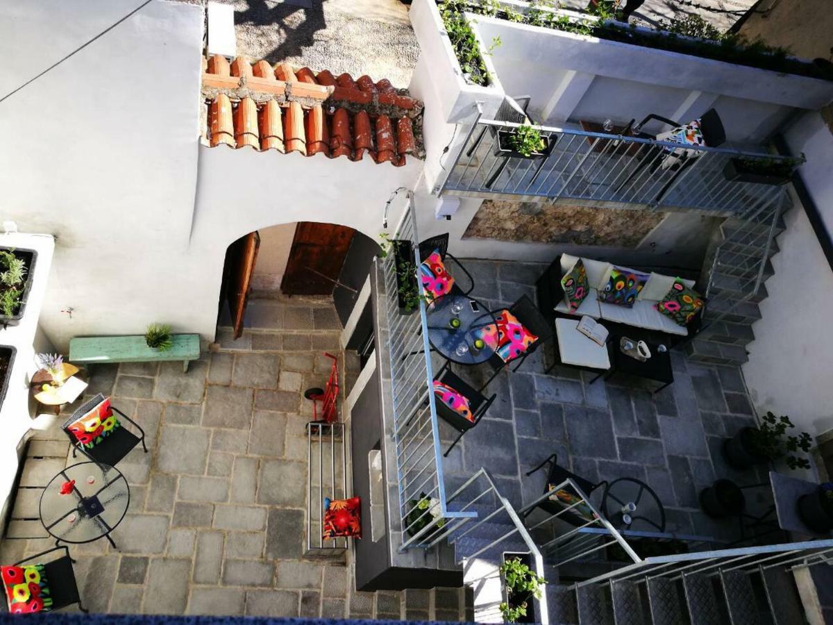 Cres Studio Till Apartment Apartment